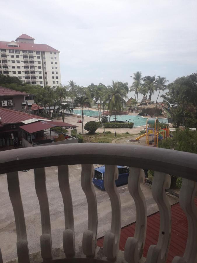 Cozy Pool And Seaview Glory Beach Resort 2 Bedrooms B Block Port Dickson Exterior foto